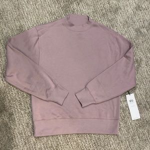 NWT ALO Yoga Freestyle Sweatshirt, size XS
